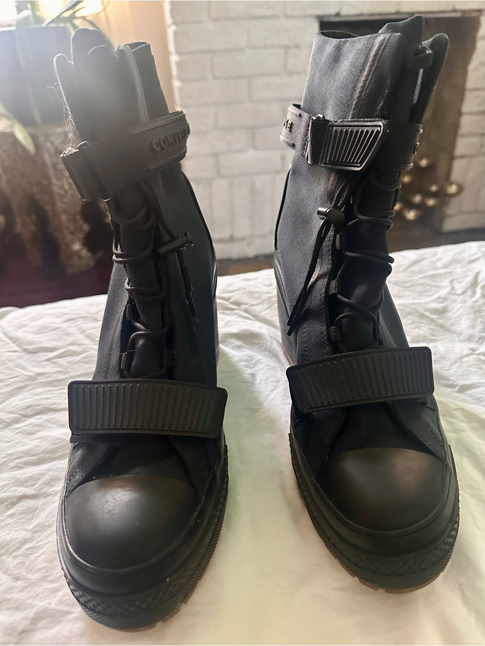 Converse Chuck Taylor All Star GR82 Extra-High Boot